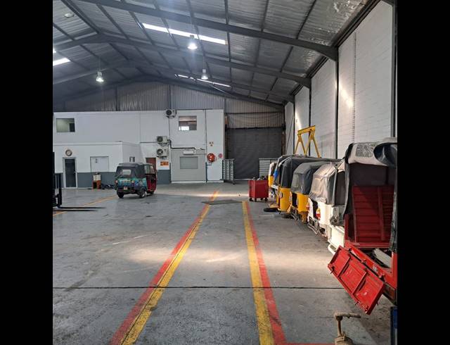 INDUSTRIAL PROPERTY TO RENT IN NORTH END